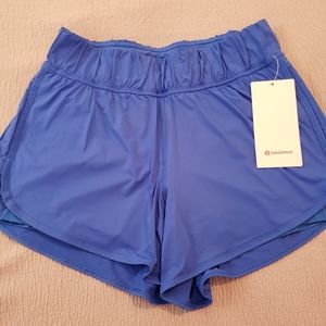 Lululemon Strides Ahead High-Rise Short 4" NWT